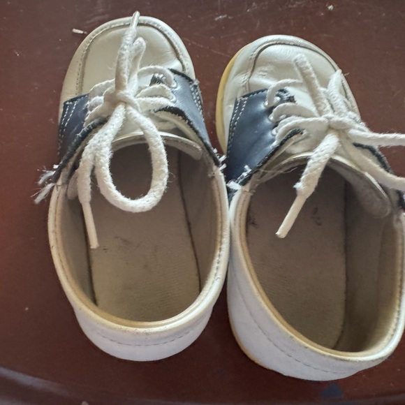 Little boys Stride Right shoes - Picture 6 of 7